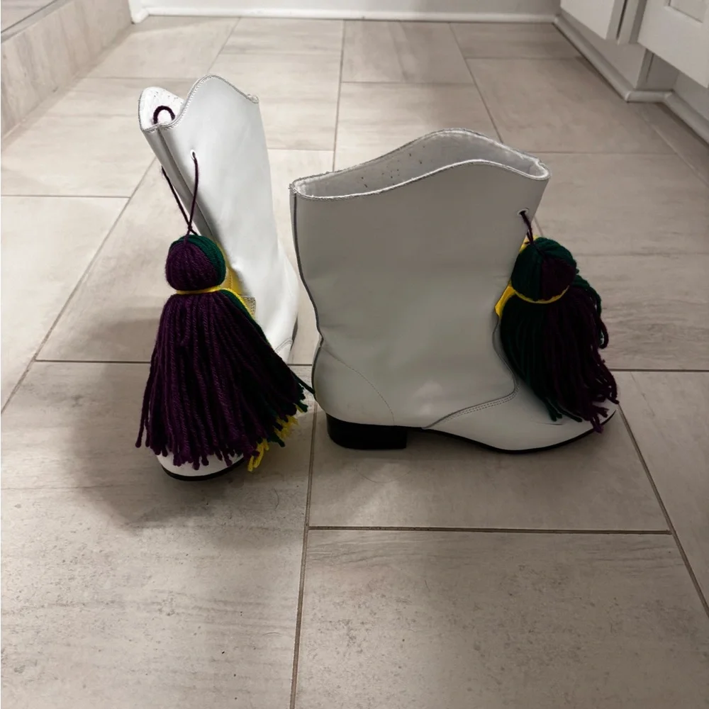 White Ankle Boots with Colorful Tassels - Women's Booties - Picture 1 of 6
